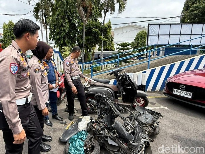 Polisi menetapkan sopir bus Harapan Jaya yang ugal-ugalan di Kediri jadi tersangka