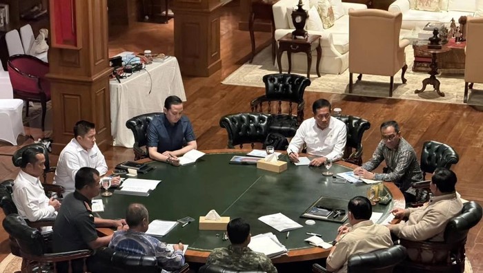 Ratas di Hambalang, Prabowo Bahas Pembangunan 10 Kampus Kolaborasi RI dan UK