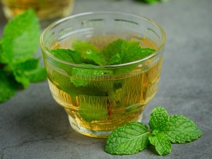 Rebusan Daun Apa yang Ampuh Atasi Asam Lambung? Ini 4 Jenis-Cara Konsumsinya
