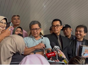 Rocky Gerung Diperiksa di Kasus Ijazah Jokowi, Jelaskan Hal Ini ke Polisi
