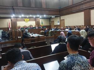 Saksi Ngaku Diminta Setor Duit hingga Bayarin Iuran Terdakwa Kasus Chromebook