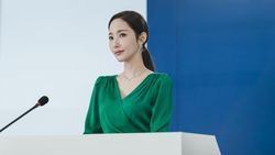 Wajah Serius Wi Ha Jun dan Park Min Young di Sirens Kiss