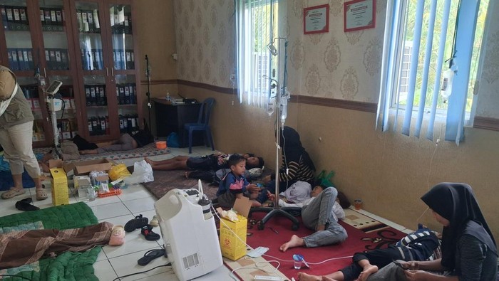 Siswa dirawat di Puskesmas usai alami gejala keracunan