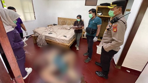 WN Rusia, Titov Roman (41), ditemukan tewas di vila Lingkungan Bentuyung Sakti, Kelurahan Ubud, Gianyar, Selasa (27/1/2026). (Dok. Polsek Ubud)