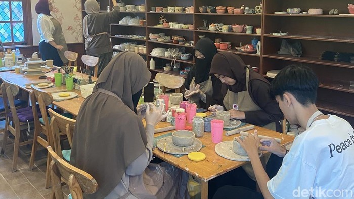 Buns Ceramics, Studio Estetik di Gang Sempit Kota Bandung