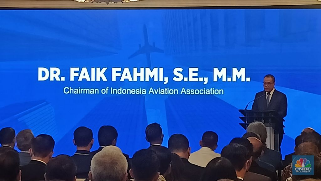Chairman Indonesia Aviation Association (IAA) Faik Fahmi dalam launching IAA di Hotel Mulia, Rabu (28/1/2026). (CNBC Indonesia/Ferry Sandi)