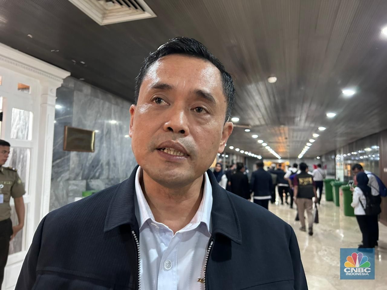 Deputi Bidang Modifikasi Cuaca BMKG, Tri Handoko Seto saat ditemui di Kompleks Parlemen, Jakarta, Rabu (28/1/2026). (CNBC Indonesia/Martyasari Rizky)