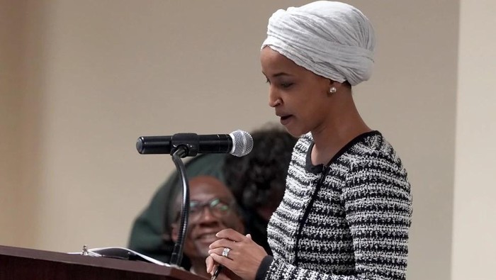 Anggota DPR Muslim AS Disemprot Cairan Saat Pidato di Minneapolis