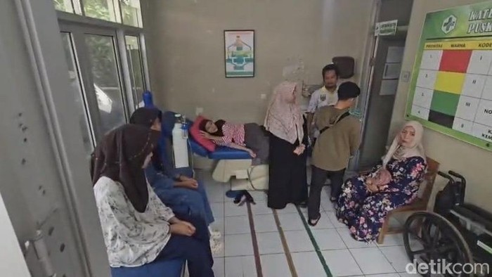 Guru di Sukabumi Keracunan Usai Uji Cicip Menu MBG