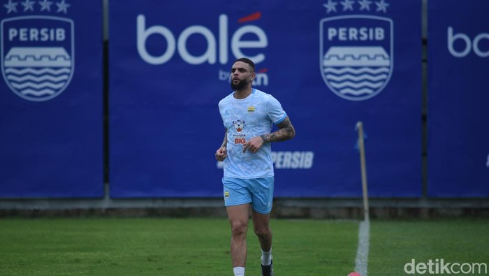 Layvin Kurzawa