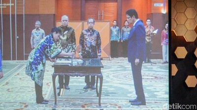 Perombakan Bea Cukai, Menkeu Purbaya Lantik 36 Pejabat Baru