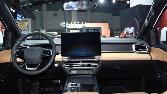 Pikap double cabin Chery Himla