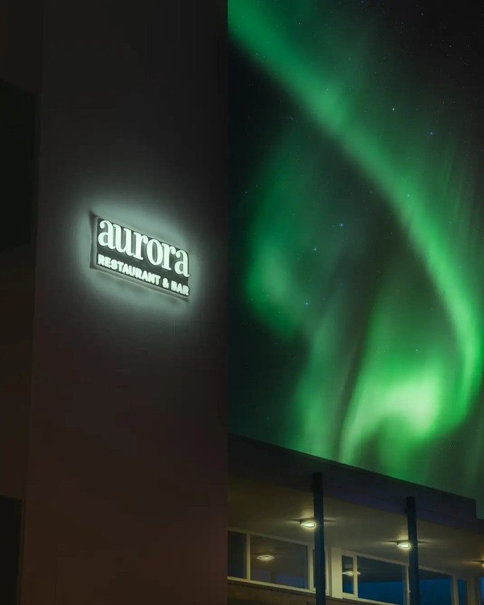 Restoran dengan aurora