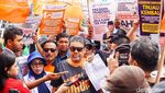 Ribuan Buruh Kembali Turun ke Jalan Protes soal UMP
