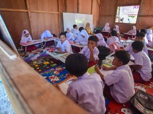 Komisi X DPR Minta Rehabilitasi Sekolah di Sumatera Rampung Sebelum Lebaran