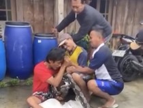 Ngeri! Piton 4 Meter Gigit Kepala Pria di Kendal Saat Akan Dievakuasi