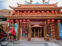 Tiga Abad Berdiri, Klenteng Tertua Bekasi Bersolek Sambut Imlek