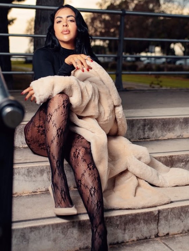 Viral Wanita Ini Disebut Kembaran Georgina Rodriguez, Banjir Pujian