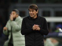Conte Tawarkan Diri ke MU, Ajukan 2 Syarat Berat