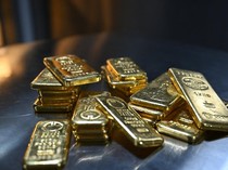 Harga Emas Hari Ini di Semarang 11 Februari 2026: Pegadaian Melejit, LM Anjlok