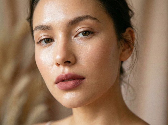 Ilustrasi blurred lips