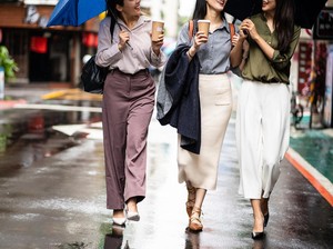 5 Ballet Flats yang Direkomendasikan Podiatris, Nggak Bikin Kaki Lecet & Sakit