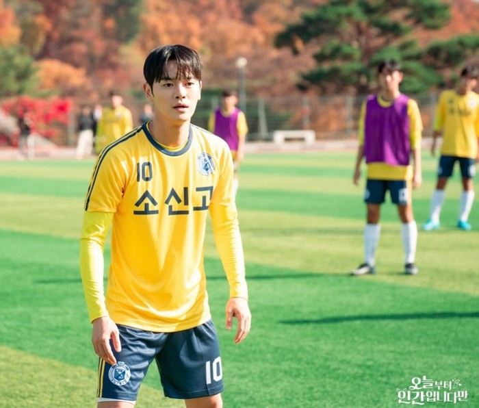 Aktor Korea Jang Dong Joo.