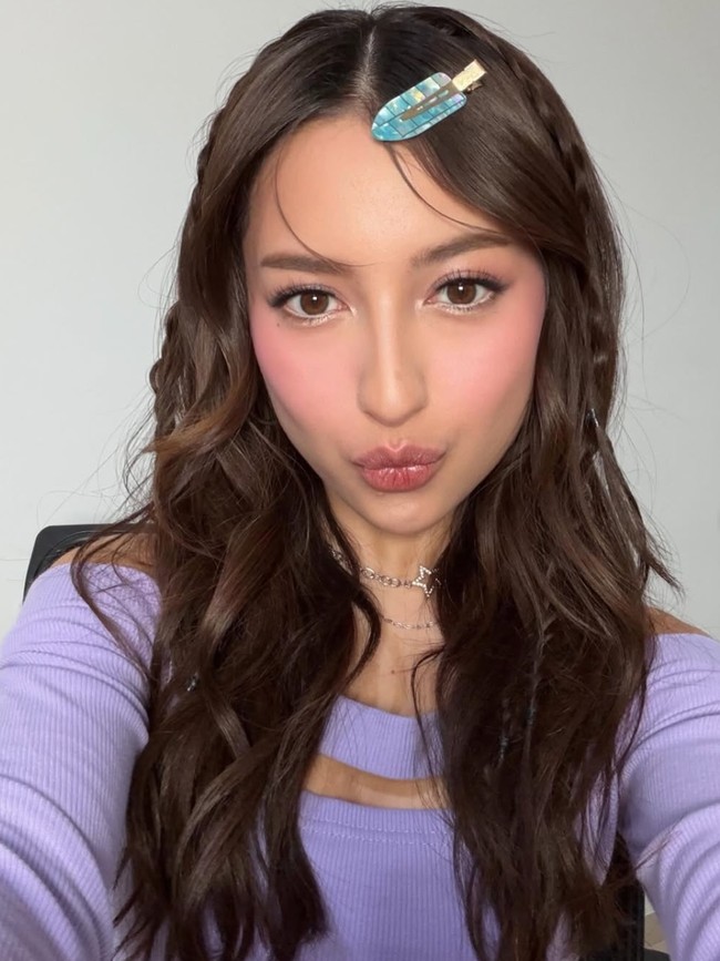 Potret Jennifer Coppen Tampil Beda Dengan Korean Look, Cantik Bak Eonnie