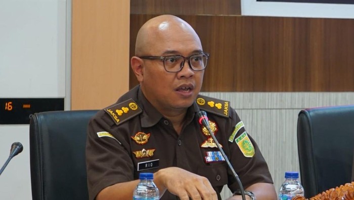 Kabag TU Kejati Sumut Rio Aditya Arifiansyah ditunjuk menjadi Pelaksana Harian (Plh) Kajari Deli Serdang.
(dok Kejati Sumut)