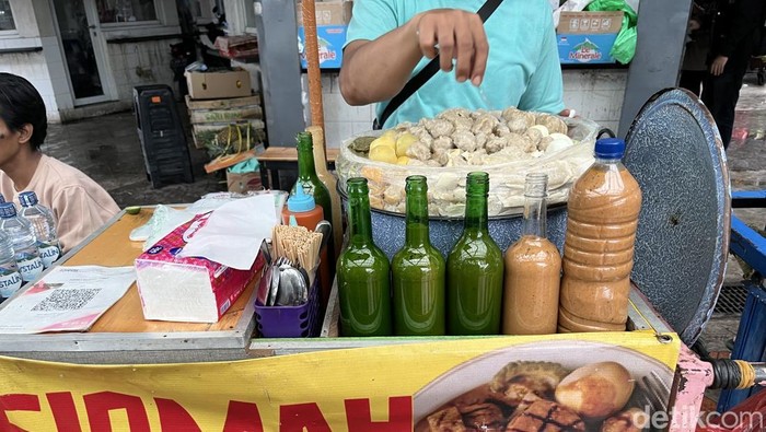 Kata Tukang Siomay Kaki Lima soal Isu Ikan Sapu-sapu Jadi Bahan Adonan