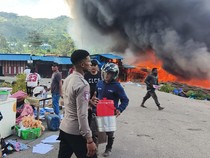 100 Kios-Rumah Terbakar di Papua Pegunungan, 1 Ekskavator Dikerahkan