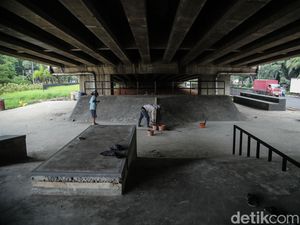 Kolong Flyover KH Noer Alie Disulap Jadi Skatepark Urban Baru Kota Bekasi