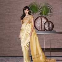 Ia memancarkan pesona bak putri kerajaan Thailand. Wajahnya akan menghiasi campaign pariwisata Thailand bertema “Feel All the Feelings.” Foto: dok. Instagram @lalalalisa_m