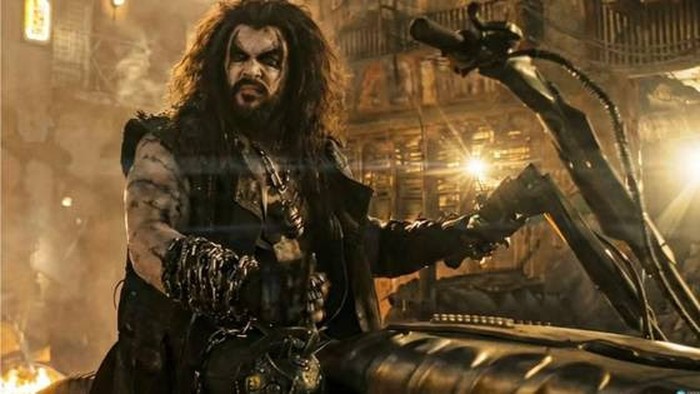 Penampilan Jason Momoa sebagai Lobo.