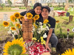 Tiba dari Eropa, Kakak Langsung Ziarah ke Makam Lula Lahfah