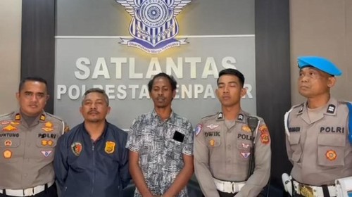 Pengendara motor saat melakukan klarifikasi di kantor Satlantas Polresta Denpasar, Rabu (28/1/2026). (Foto: Tangkapan Layar Instagram @satlantas_polrestadenpasar)