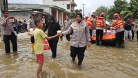 Banjir Rendam Perumahan hingga Persawahan di Bekasi, Air Capai 70 Cm