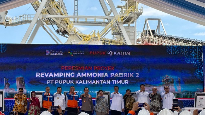 Pupuk Indonesia Resmikan Proyek Revamping Ammonia Pabrik-2 di Bontang