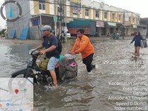 Video: Hujan Deras Picu Banjir di 11 Wilayah Kota Serang