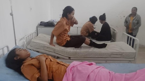 Siswa diduga keracunan MBG dirawat di Puskesmas Golowelu, Kecamatan Kuwus, Manggarai Barat, NTT, Kamis (29/1/2026) (Istimewa)