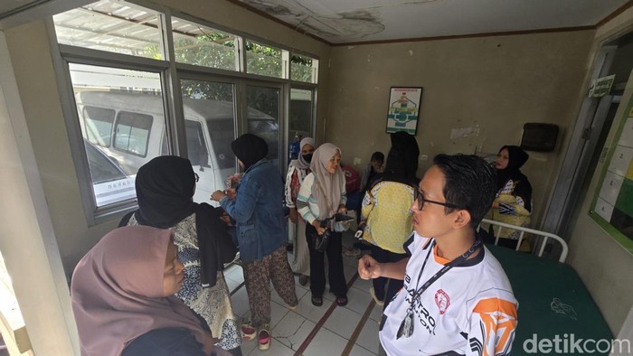 Situasi terkini di Puskesmas Simpenan, korban masih berdatangan
