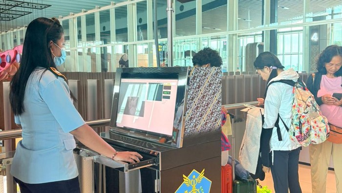 Antisipasi Penyebaran Virus Nipah, Bandara Komodo Pasang 2 Thermal Scanner