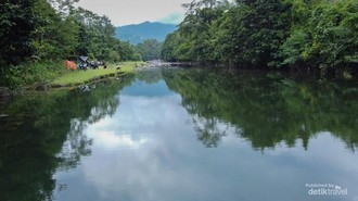 Keindahan Jamaika Riverland, Spot Camping Ground Baru di Tepi Sungai