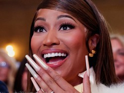 Video Kuku Panjang Nicki Minaj yang Bikin Trump Salfok