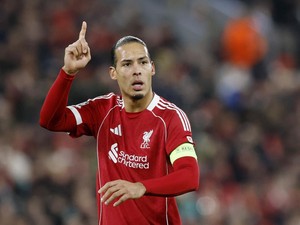 Van Dijk Tiga Assist, Bikin Rekor UCL!
