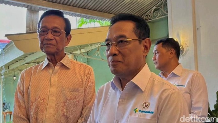 Wamenkes Temui Sultan HB X Bahas MBG hingga Tuberkulosis