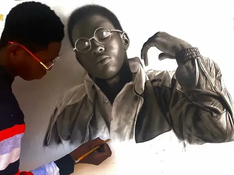 10 Gambar Hyperrealism yang Belum Selesai, Keringatnya Kayak Asli