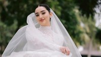 9 Hairstyle Pengantin untuk Rambut Tipis, Bikin Tampilan Makin Elegan