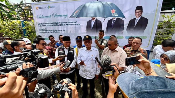 Andre Rosiade-Menteri PU Resmikan Pengeboran Sumur Bor RSUP M Djamil Padang