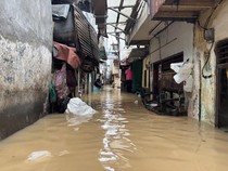 Kondisi Terkini Banjir di Kampung Melayu Jaktim